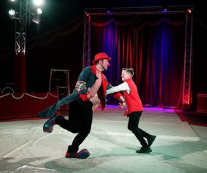 Wintercircus mit dem Familienzirkus Showkolade