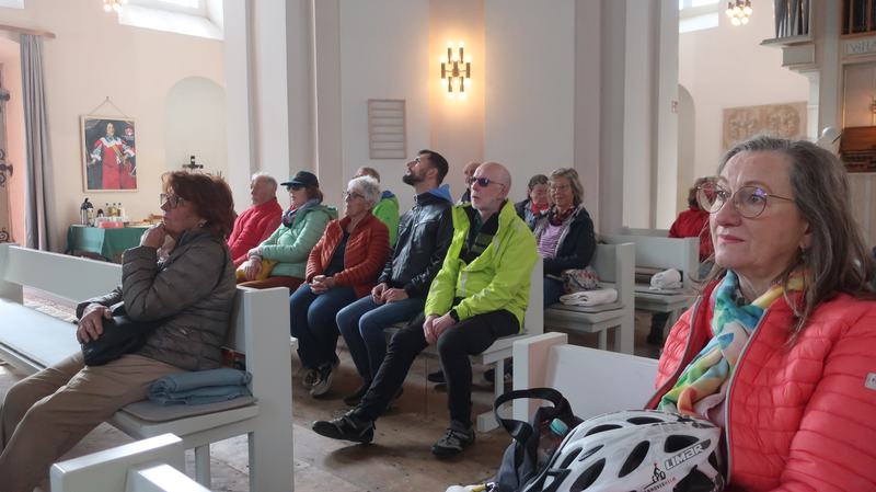 2026-04-11 13-47-Buschwindröchentour_mit dem VVV