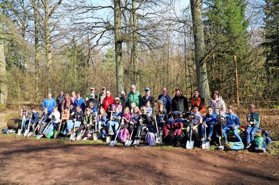 250319_bu_pflanzaktion_wald_1