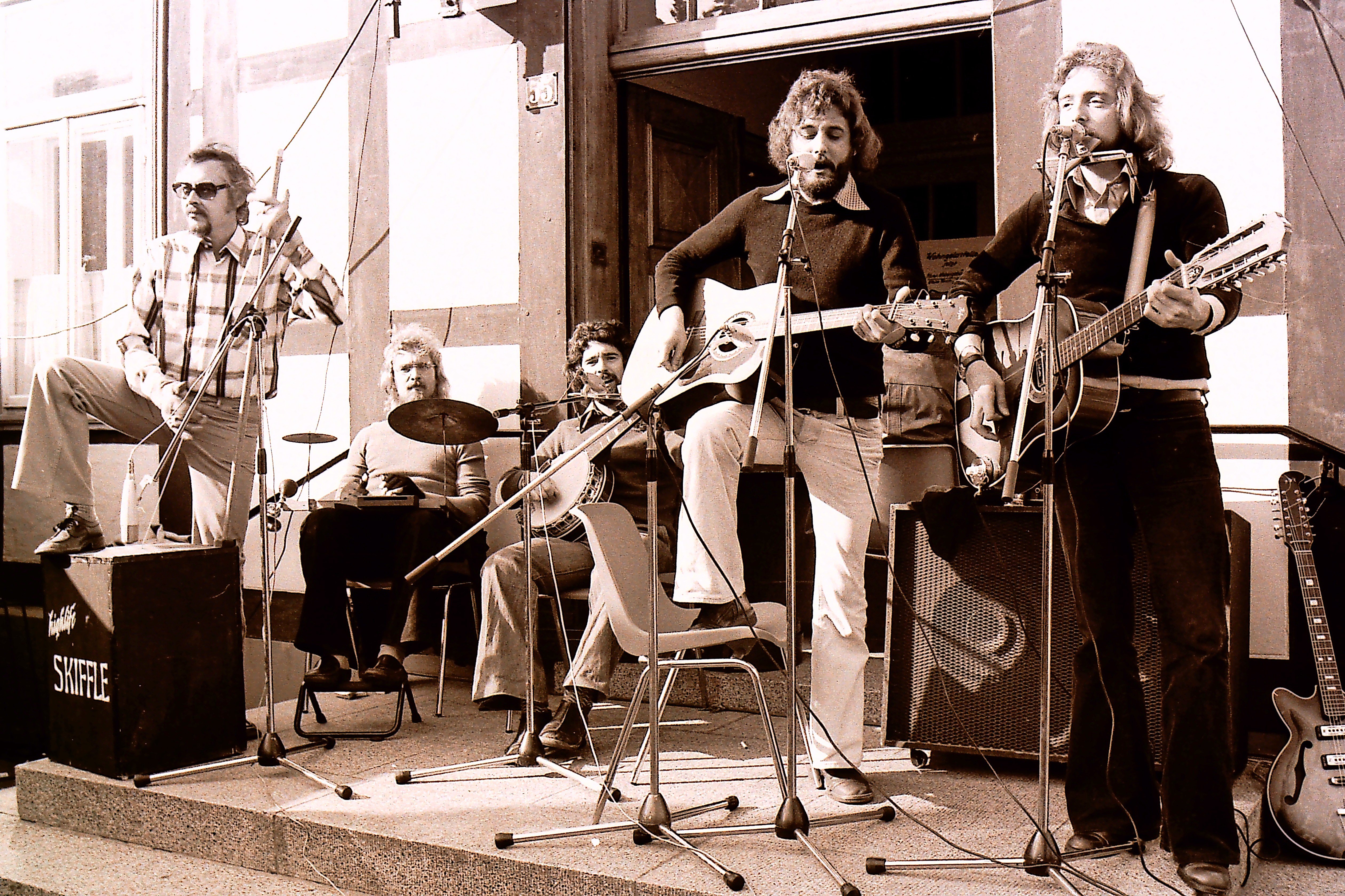 250703_bu_High_Life_Skiffle_Group_1975