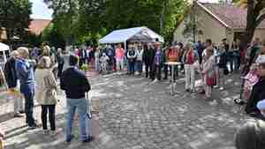Im vergangenen Sommer wurde der neu gestaltete Lindenbrink in Otze eingeweiht. - Foto: Planungsbüro mensch und region
