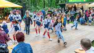 Die Tanzschule Studie B5 organisiert wieder ein abwechslungsreiches Programm zum Zuschauen und Mitmachen.