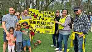 Die Amnesty-Gruppe Hannover Nordost feiert ihr 50-jähriges Bestehen. Seit 1976 setzt sie sich für Menschenrechte weltweit ein.