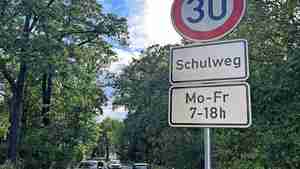 Auf der Sorgenser Hauptstraße gilt jetzt werktags von 7 bis 18 Uhr Tempo 30.