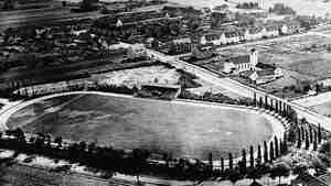 35  Das Burgdorfer Stadion in den 1930er Jahren