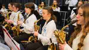 Bigband_GymBu2023_JuJa_3_Burgdorf_Foto_Jorg_Scheibe_-_Kopie.jpeg