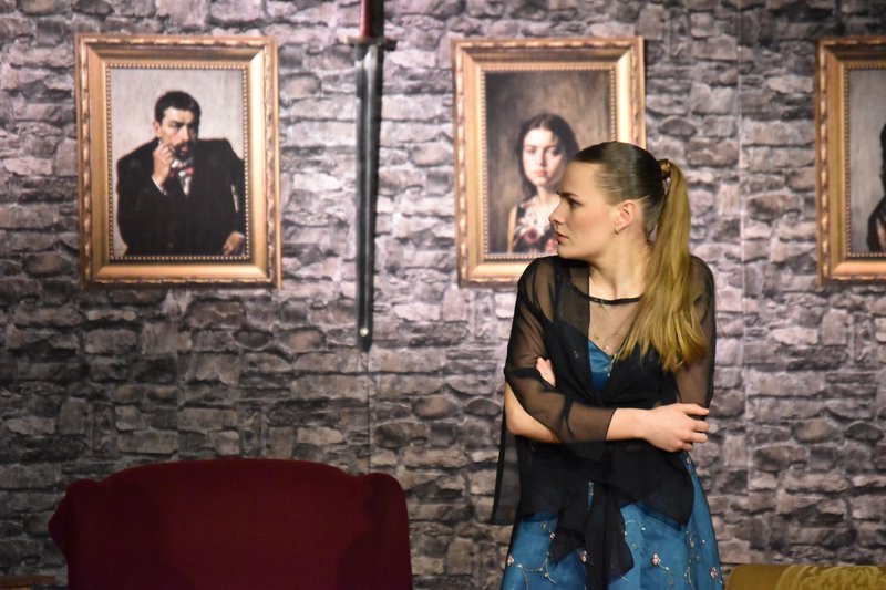 Bretterwelt spielt Das indische Halstuch  (2)