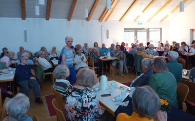 Café Silberband Modenschau