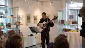 Der Musiker und Sänger Daniel Fernholz