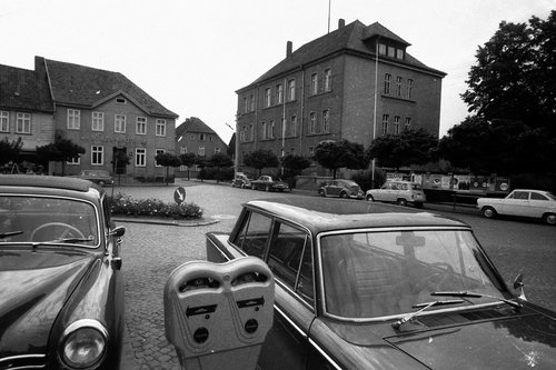 Foto 1 1963 - Parkuhren auf dem Spittaplatz