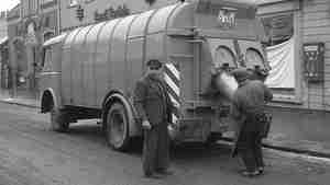 Foto 2 - Burgdorfer Müllabfuhr 1956