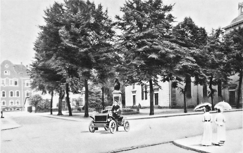 Foto 2 1898 erstes Auto (1)