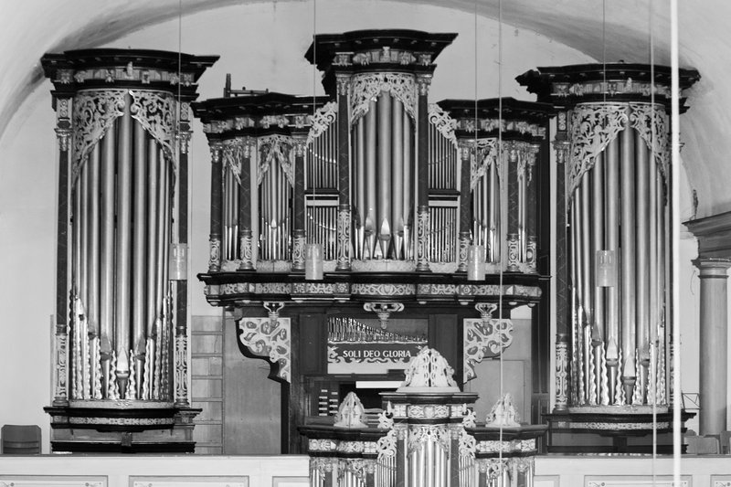 Foto 2 Die neue Orgel im Jahr 1966