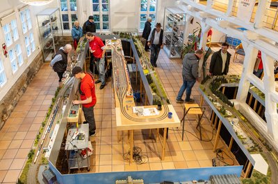 Führung durch die Eisenbahnausstellung am 18, Oktober