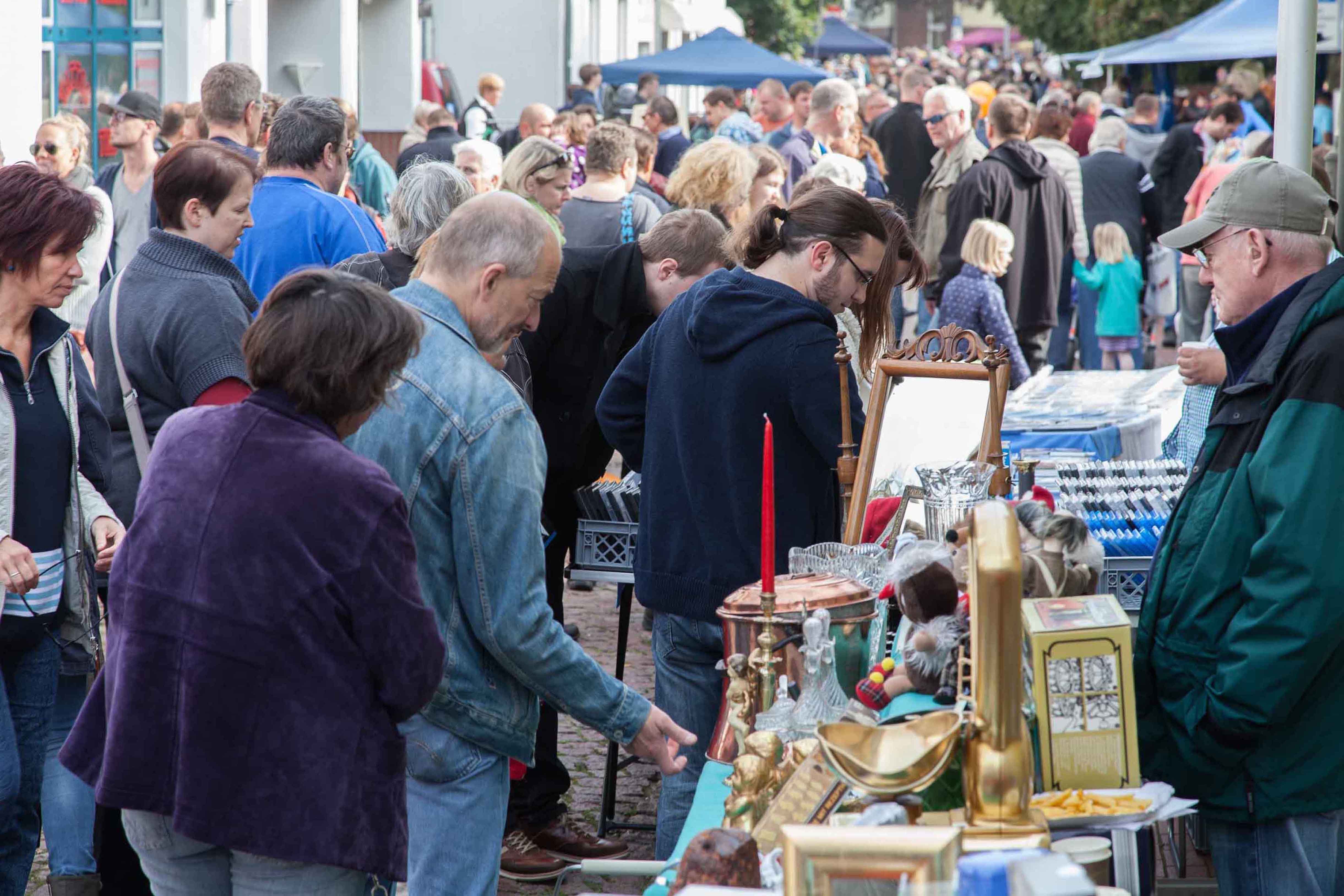 Grossflohmarkt_am_2._Oktober_2022_3.jpg