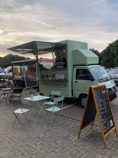 Kaffeemobil_Chrisdo_Burgdorfer_Wochenmarkt_1jpeg