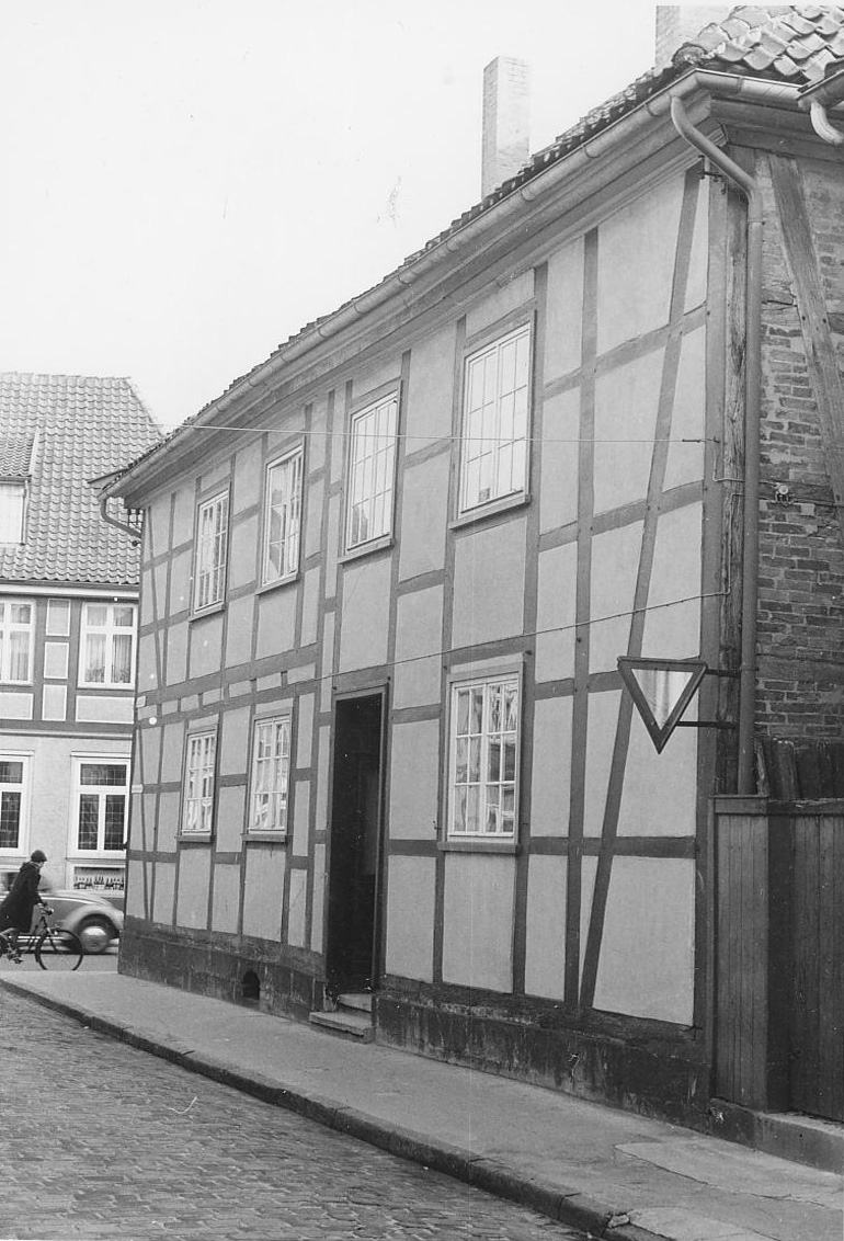 Kreis- und Stadtbücherei Louisenstraße 1958 (früher Synagoge, heute KulturWerkStadt)