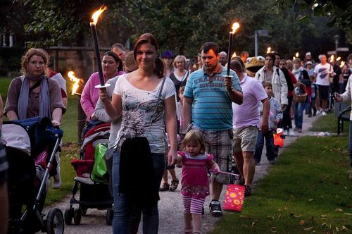 Laternenumzug zum Stadtfest Oktobermarkt