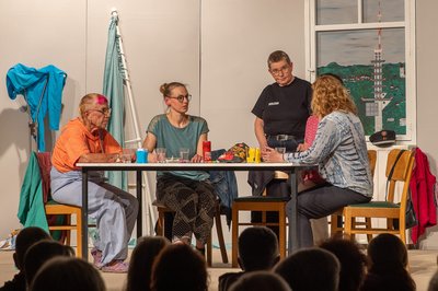 VVV-Theater in Aktion (2)