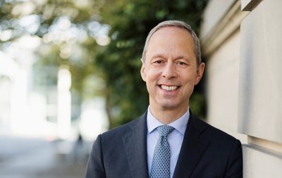 Der CDU-Kandidat Hendrik Hoppenstedt hat im Wahlkreis 43 das Direktmandat gewonnen.